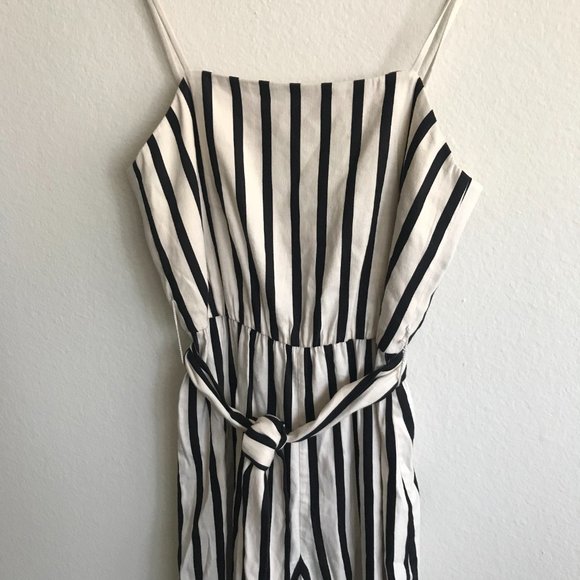 alice + olivia Black and White Striped Jumpsuit Spaghetti Strap Summer Romper 0 - Picture 4 of 12